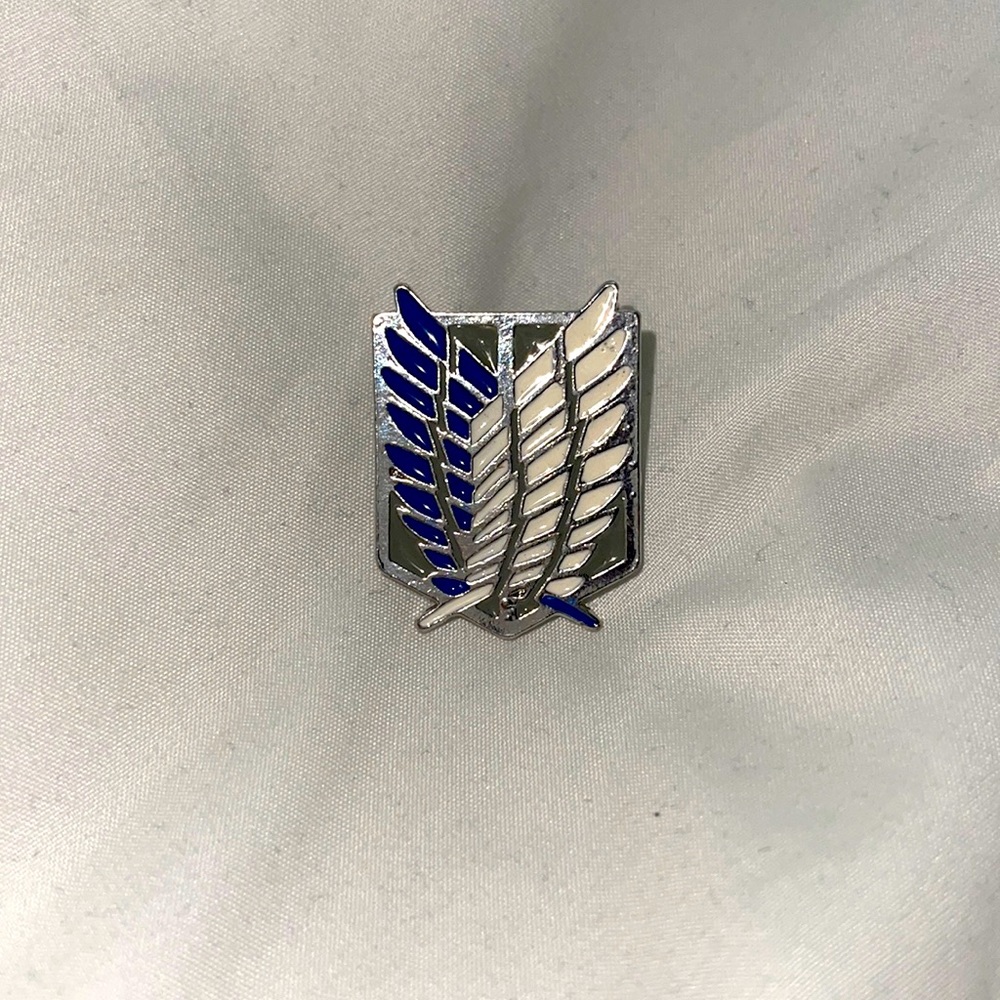 Attack on titan enamel pin